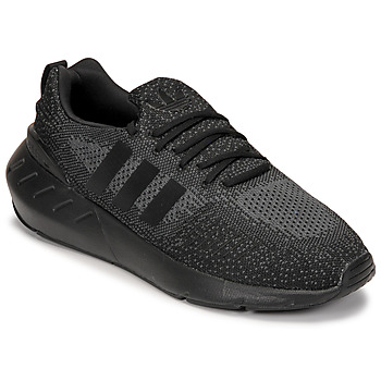 Shoes Men Low top trainers adidas Originals SWIFT RUN 22 Black