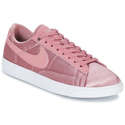 Shoes Women Low top trainers Nike BLAZER LOW SE W Pink